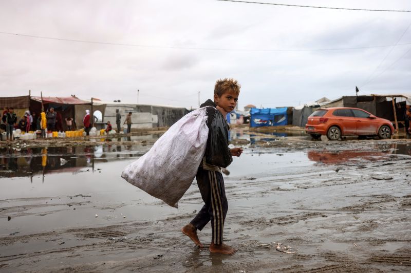 Israel Says Opening Routes into Gaza to Increase Food Aid