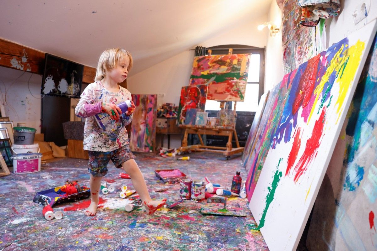 Laurent Schwarz, Three Years Old, the New Painting Prodigy 