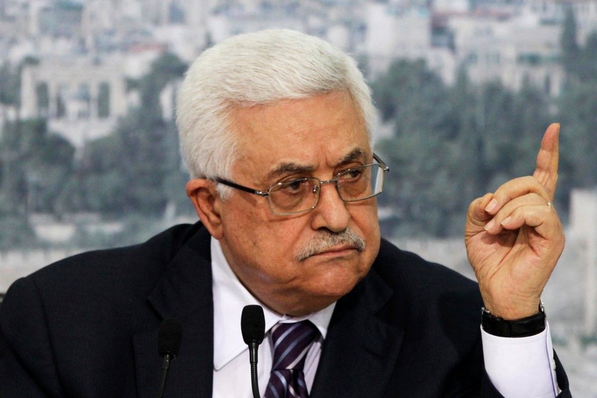 Abbas Determined to Withdraw All Palestinian Weapons from Lebanon