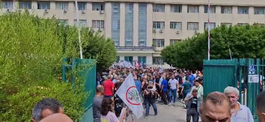 Protest Against Schooling of Syrian Refugees Residing in Lebanon Illegally