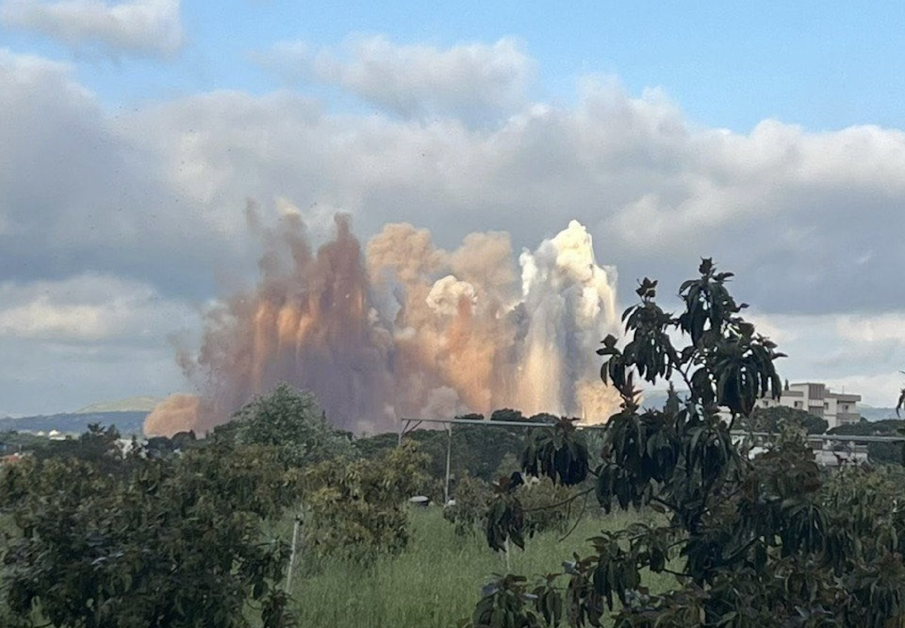 Israeli Army Issues New Evacuations, Destroys Hezbollah Tunnels