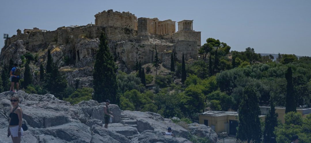 Historic Early Heatwave Forces Closure of Athens Acropolis