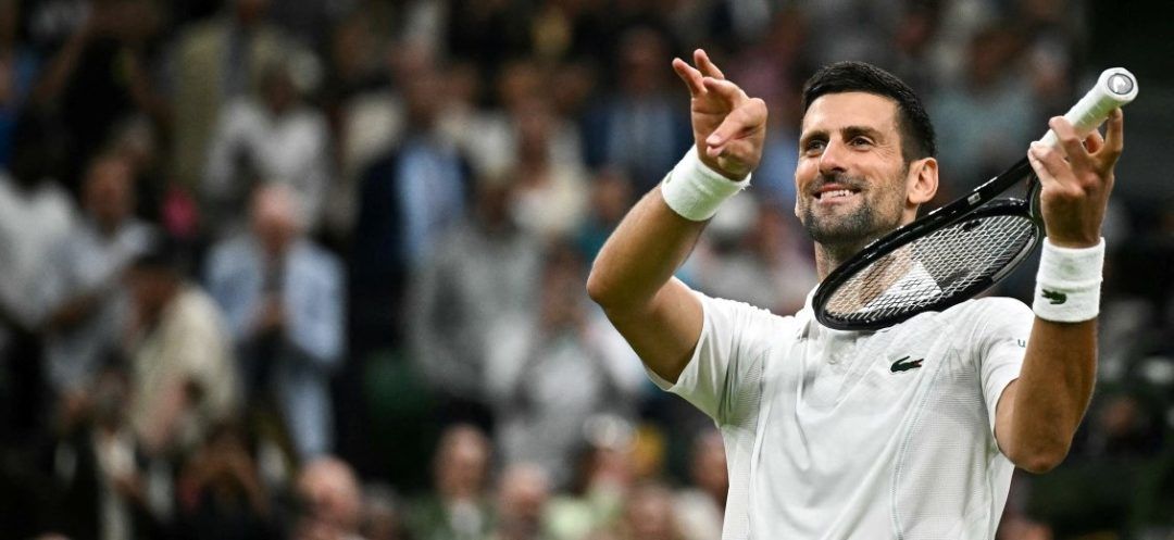 Djokovic Cruises at Wimbledon, Zverev Crashes