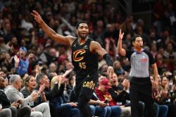 Mitchell-Less Cavs Rip Hornets as Perfect NBA Start Hits 15-0