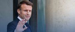 Macron May Hold October Meeting on Lebanon