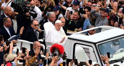 Pope Francis Makes Joyful Easter Appearance Despite Health Struggles