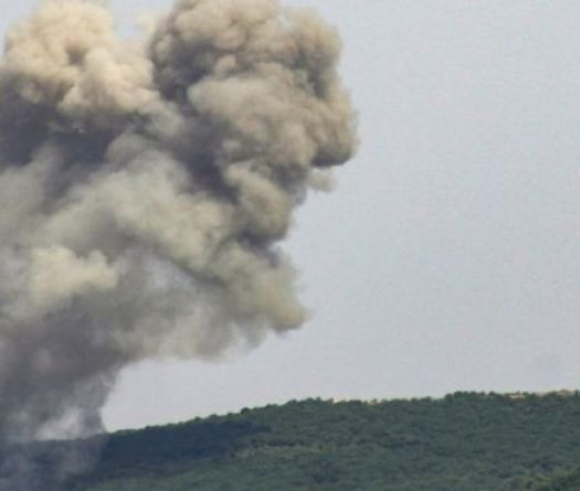 Israeli Airstrikes and Demolition Operations Shake Southern Lebanon