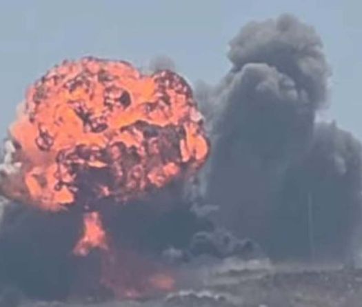 Israeli Airstrikes Hit Southern Lebanon: One Killed, Hezbollah Facility Targeted 