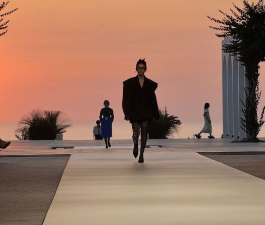 Panorama: LAU Students Navigate Darkness Through Style