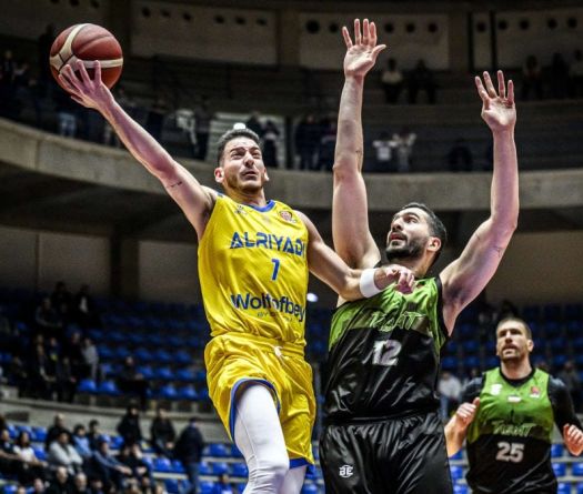 Basketball: Al Riyadi on the Attack in Asia