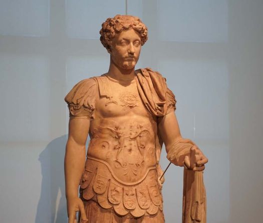 Ancient statue returns to Turkey 65 years later