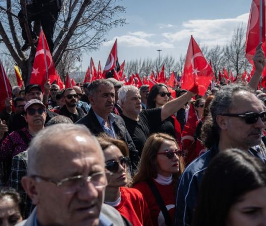 Turkey Arrests Three More Opposition Mayors