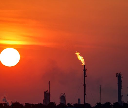 Oil Firms Evacuate Some Iraq Staff over Regional Tensions