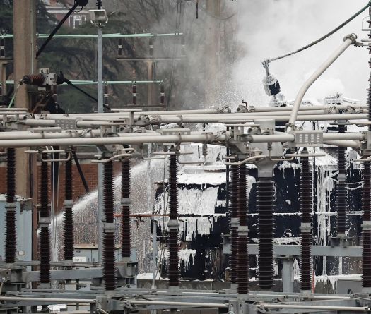 London's Heathrow Airport Closed After Fire Causes Major Power Cut