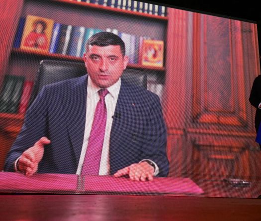 Far-Right Candidate Leads Romania’s Presidential Rerun
