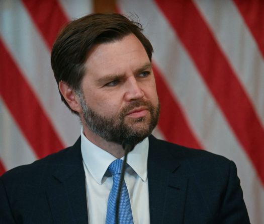 U.S. Says Ball in Iran's Court as Push Grows to End War