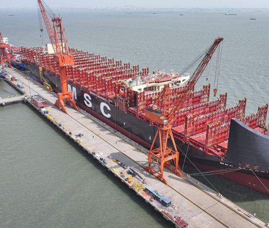 US and China Meet in Bid to 'De-escalate' Trade War