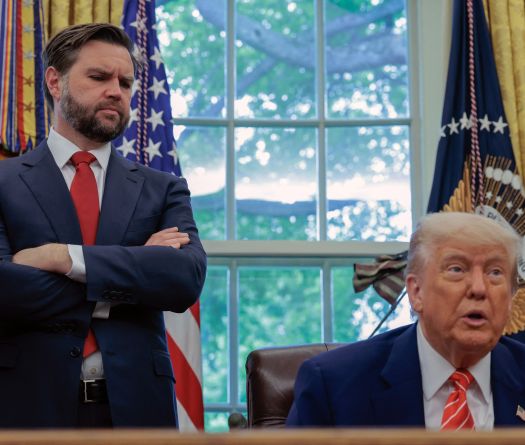 U.S. Signals Readiness for New Military Action Against Iran While Leaving Door Open for Diplomacy