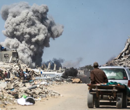 Gaza Rescuers say 25 Killed by Israeli Fire