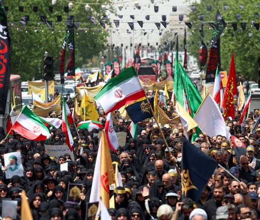 Two Iranian Soldiers Killed While Defusing Explosives Left Behind by Israeli Strikes
