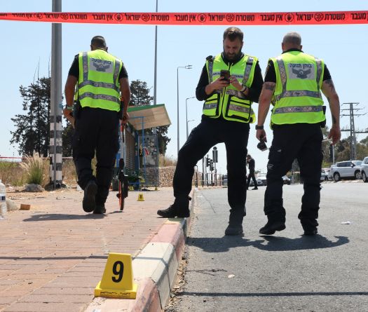 Drone Strike in Israeli Border Town Injures Two as Israel Tightens Civilian Restrictions