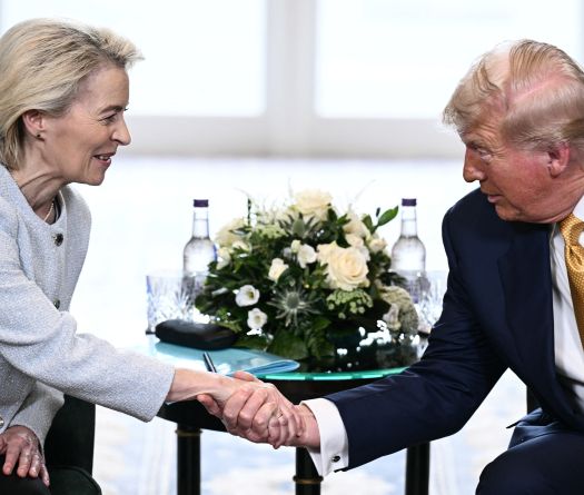 Trump and EU Chief Begin Crunch Trade Talks in Scotland