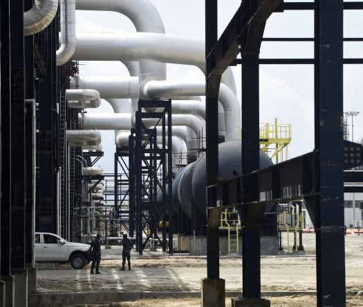 Oil Rises Over 1% as U.S.–Iran Talks Stall