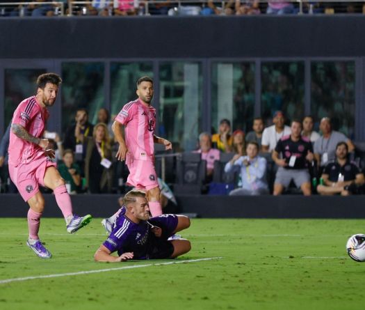 Messi Brace Propels Miami Into Leagues Cup final