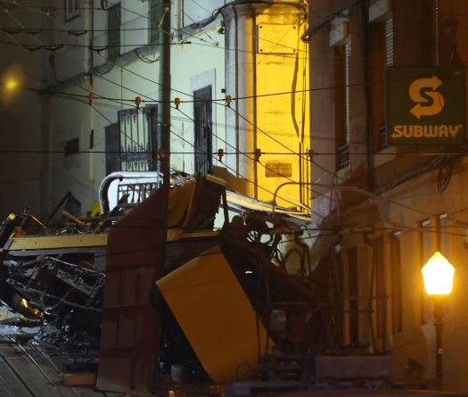 Portugal Holds Day of Mourning After Deadly Derailment