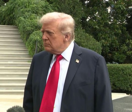 Trump Issues ‘Last Warning’ to Hamas Over Hostages