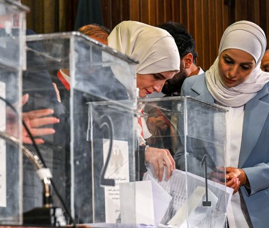 Few Women, Minorities Win Seats in Syria Parliament Ballot
