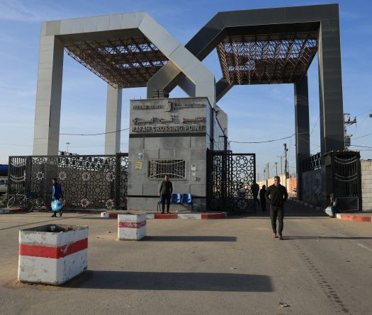 Israel says to allow Gazans to exit to Egypt \