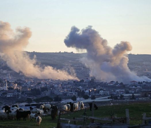 Israel Strikes Two Buildings in South Lebanon Village, Issues Further Evacuation Orders