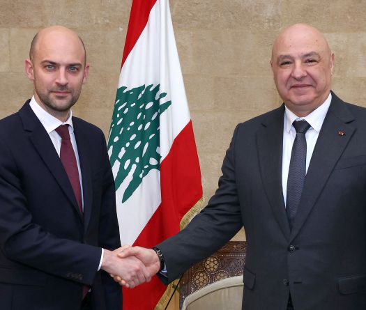 France Urges Lebanon to Expand Weapons Control Amid New U.S. Backing