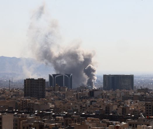 Strikes Hit “Heart of Tehran” as Iran Launches New Missile Barrage on Israel