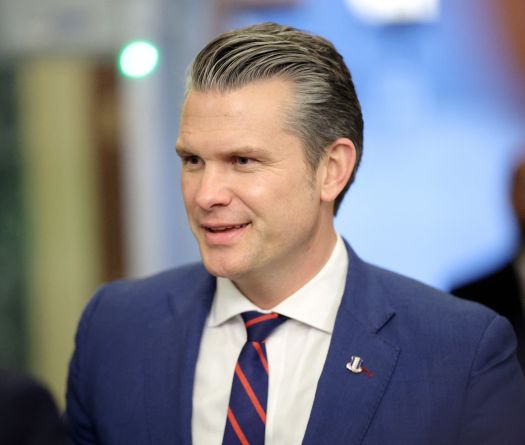 U.S. Claims Air and Maritime Dominance Over Iran as War Intensifies