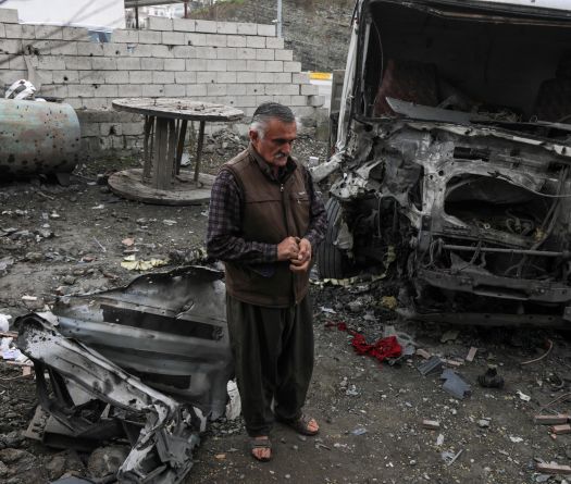 Kurdish Rebels Say Ready to Resist Iran, Await Uprising