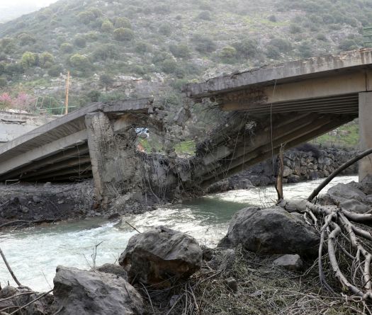 Israeli Strikes Intensify on Hezbollah Infrastructure