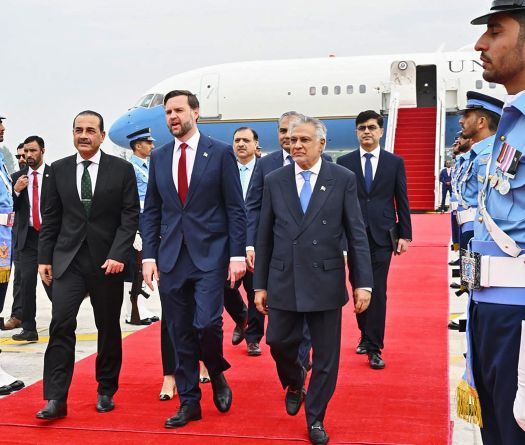 Vance Arrives in Pakistan for Iran Talks