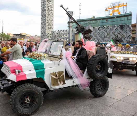 Iran Stages Mass Weddings for Couples Ready for War 'Sacrifice'