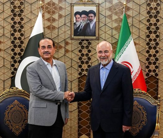 Iran Chief Negotiator Vows 'Crushing' Response if U.S. Resumes Attacks