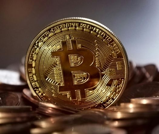 Accumulating Bitcoin a Risky Digital Rush by Companies?