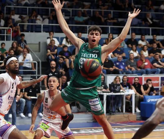 Basketball: Sagesse Wins a Breathtaking Semifinal Thriller