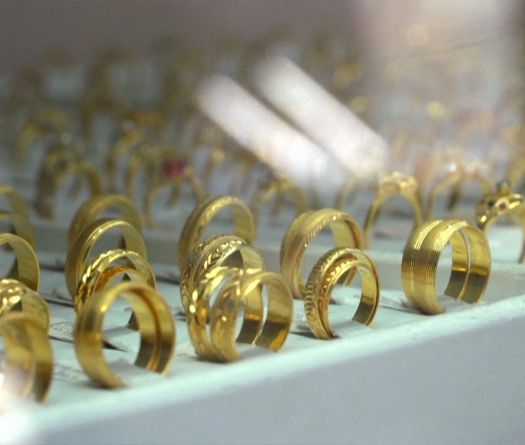 Why Are Lebanese People Buying Gold Amid War?