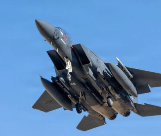 F-15 Crashes as Iran, U.S. Scramble to Find Pilots