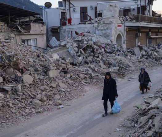 6.1-Magnitude Quake Hits Western Turkey