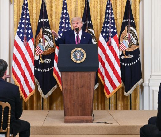 Trump Sends Mixed Signals, Urges Restraint from Israel Ahead of Nuclear Talks