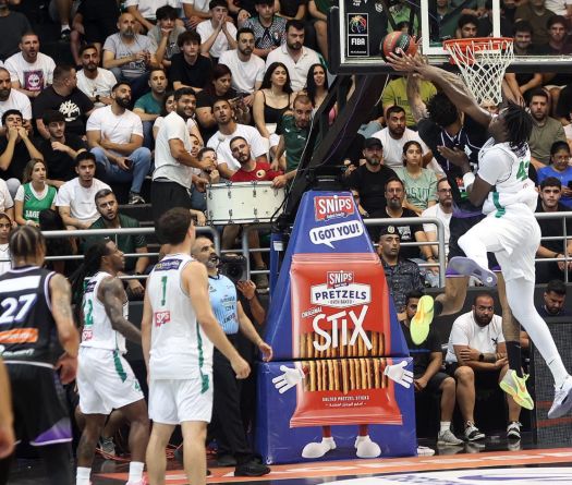 Basketball: Sagesse Sets the Record Straight