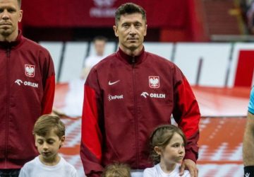 Poland Striker Worries Worsen as Lewandowski Limps Off Before Euro 2024