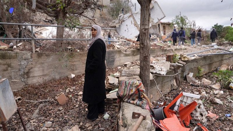 Lebanese Return to the South to Find Their Homes Destroyed